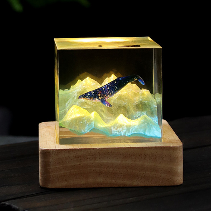 Resin Art Cube - โคมไฟตั้งโต๊ะเรซิ่นรูปทรงลูกบาศก์ขนาด 5 ซม. ลายสัตว์ งานศิลปะสร้างสรรค์ ตกแต่งบ้าน