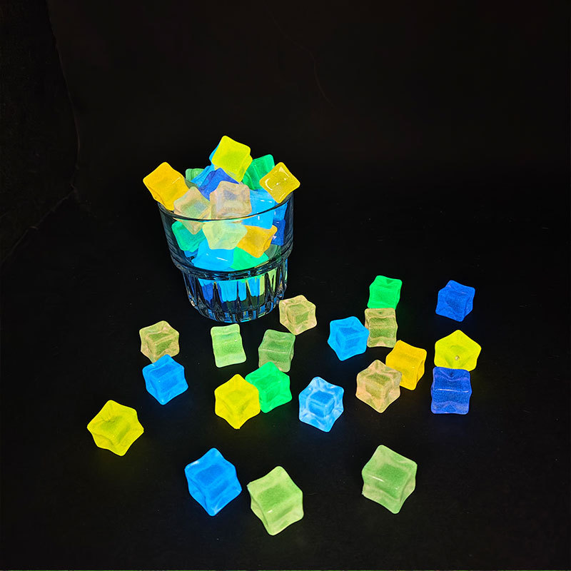 ก้อนหินน้ำแข็งจำลองทรงสี่เหลี่ - Resin Art Cube บทวิจารณ์และราคา