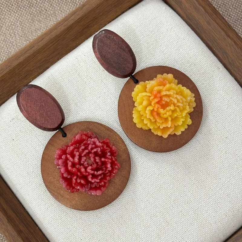 ต่างหูไม้สไตล์พื้นเมืองลายดอกโ - Resin Art Earrings Design บทวิจารณ์และราคา