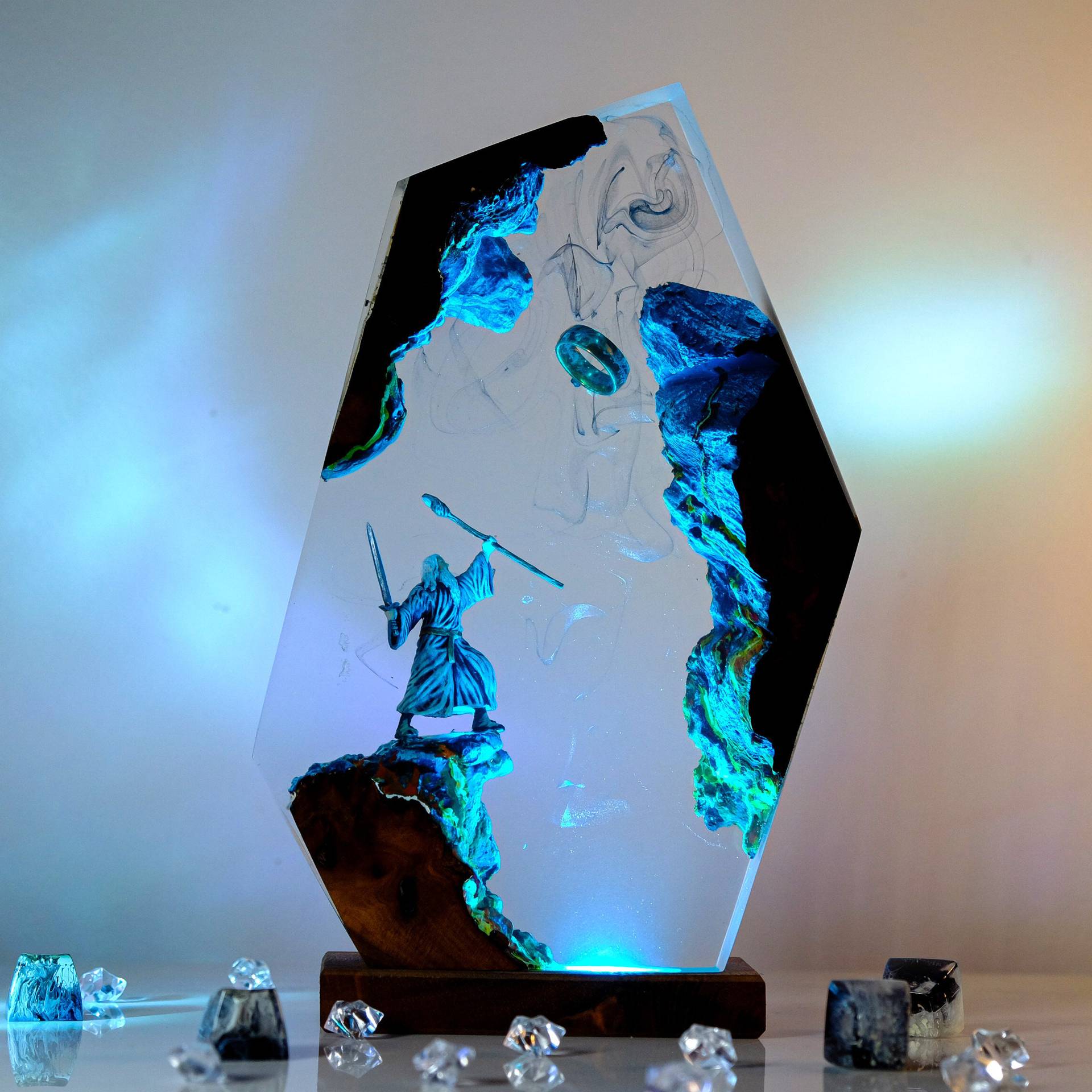 โคมไฟเรซิ่นรูปฉากภาพยนตร์ แหวน - Resin Art Furniture บทวิจารณ์และราคา
