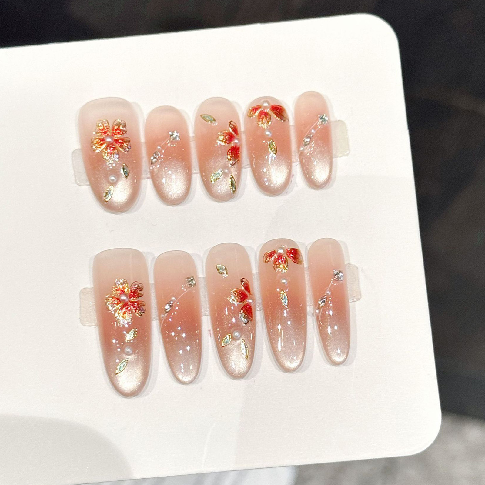 เล็บปลอมทำมือ 10 ชิ้น กดติดเล็ - Resin Art Of Flowers บทวิจารณ์และราคา